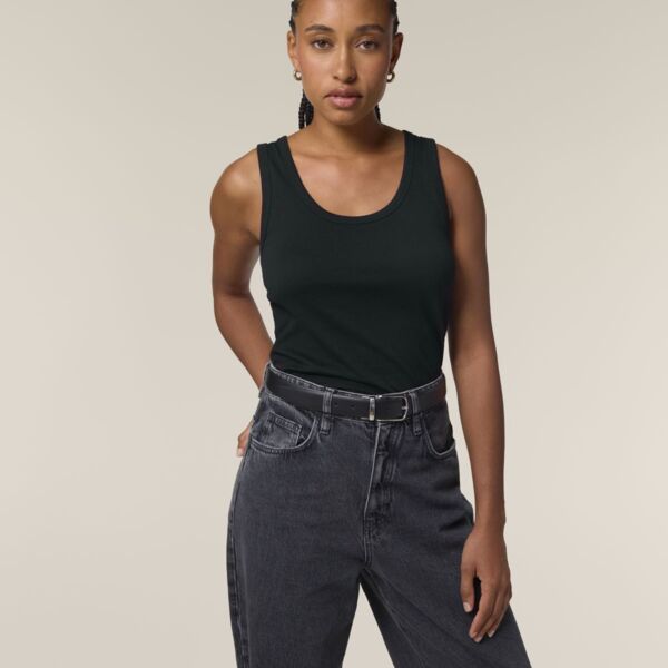 Stella Ava  Thumbnail